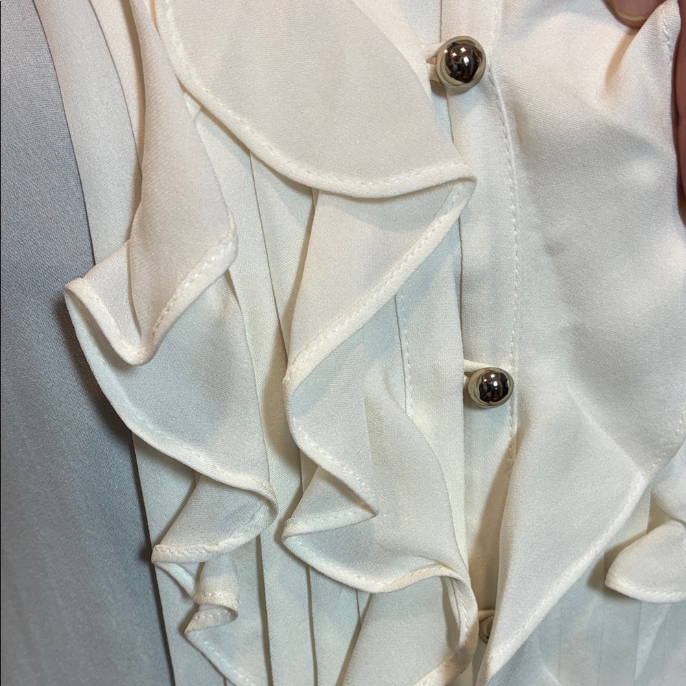 White House Black Market Silk Ivory Ruffle Front Sleeveless Blouse - Picture 2 of 6